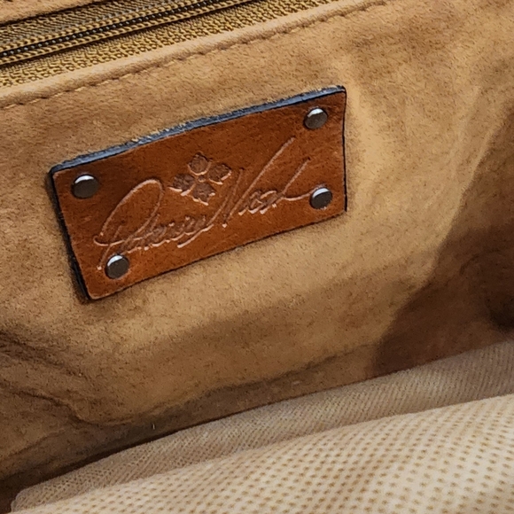 Rare Patricia Nash barbie pink top handle bag - Picture 16 of 16